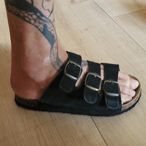 3 for$40 Size 7 LEATHER, Slip-on •DOCKMATES• - Picture 3 of 7